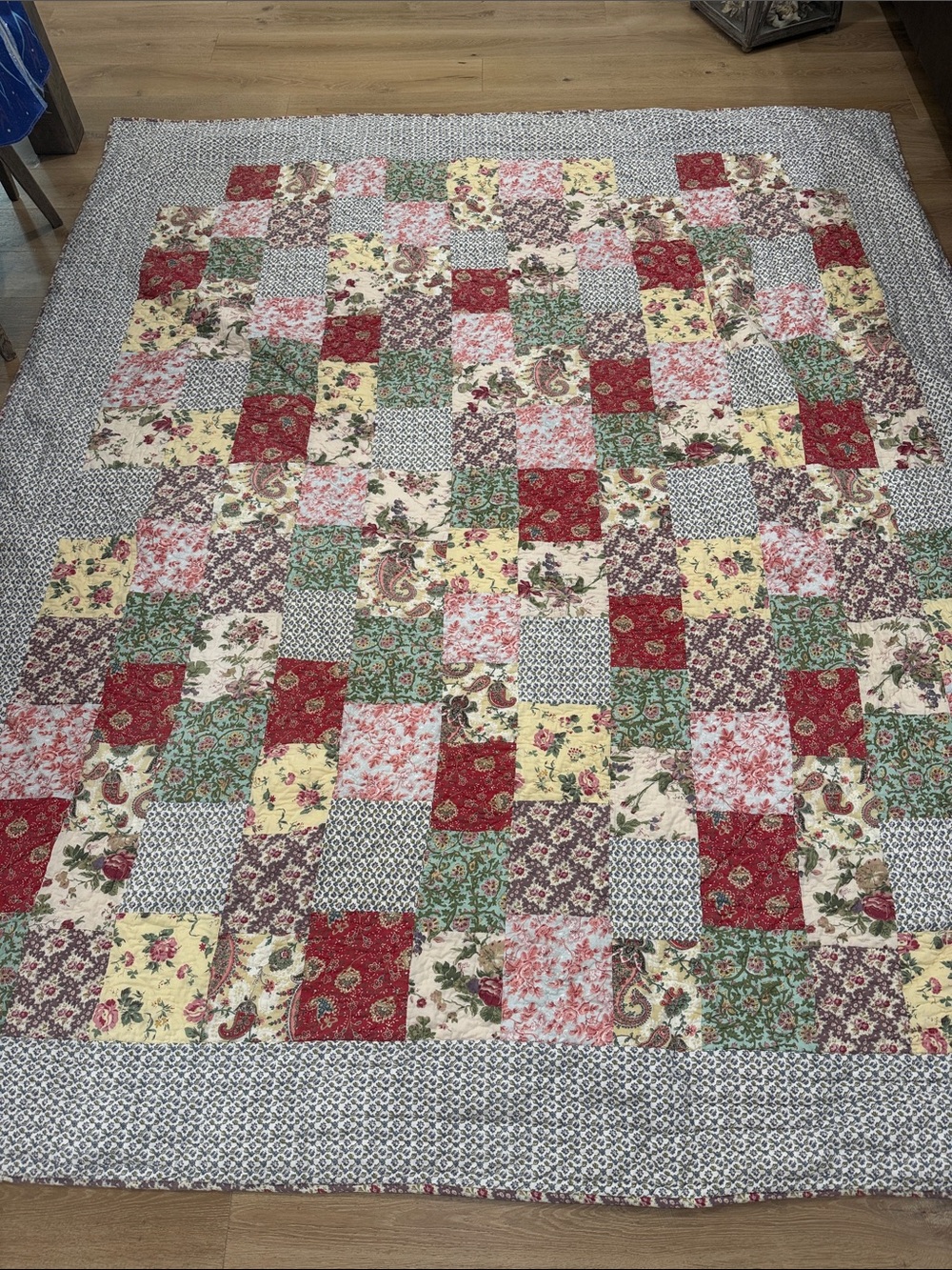 Pottery Barn Reversible Patchwork Floral Cotton Quilt - Red, Green, Yellow